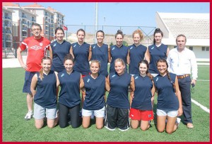 SİLİVRİSPOR VOLEYBOL TAKIMI SAHAYA İNDİ