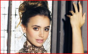 Bu kadını gördüğünüz yerde kaçın!