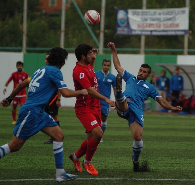 SİLİVRİSPOR`DAN ALTIN VURUŞ