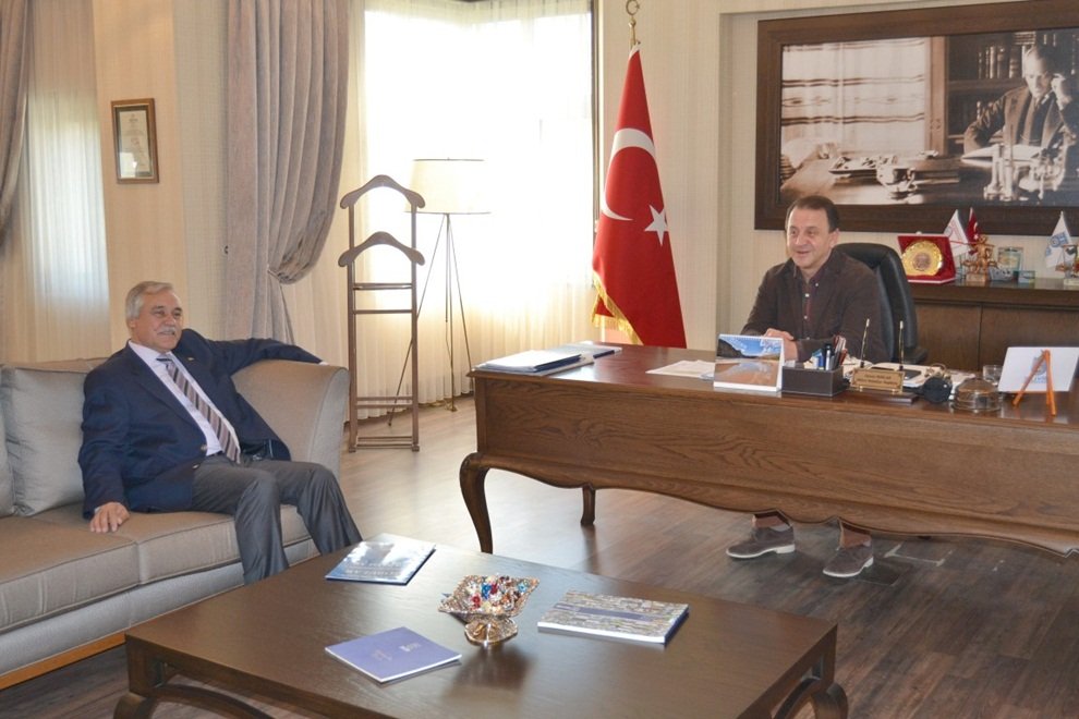 AKINCI’DAN IŞIKLAR’A İADE-İ ZİYARET