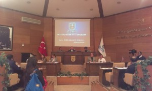 AK PARTİ ÖMER ÇETİN`İN İSTİFASINI İSTEDİ