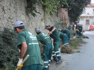 SİLİVRİ`DE  İBB TEMİZLİK EKİPLERİNDEN BAYRAM TEMİZLİĞİ