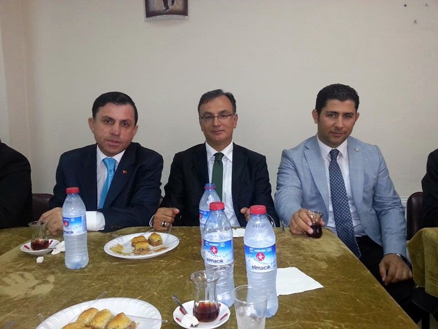 AK PARTİ`DE BAŞKAN ADAY ADAYLIĞINDA BÜYÜK SÜRPRİZ