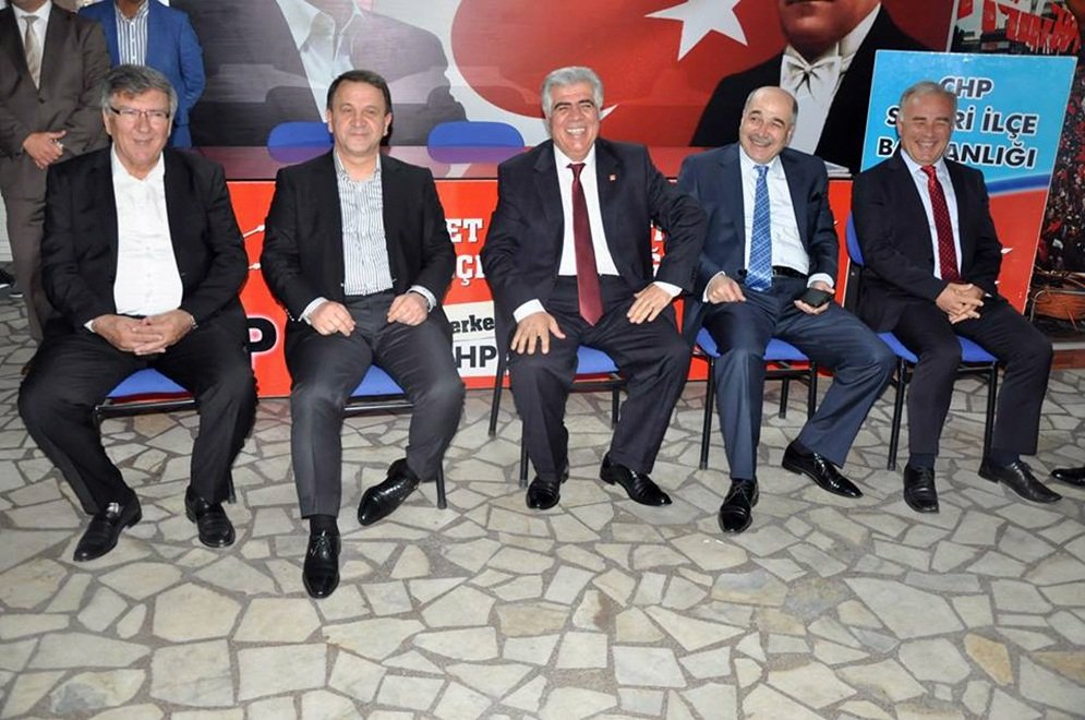 CHP`DE BAŞKAN ADAY ADAYLARINI BAYRAM BULUŞTURDU