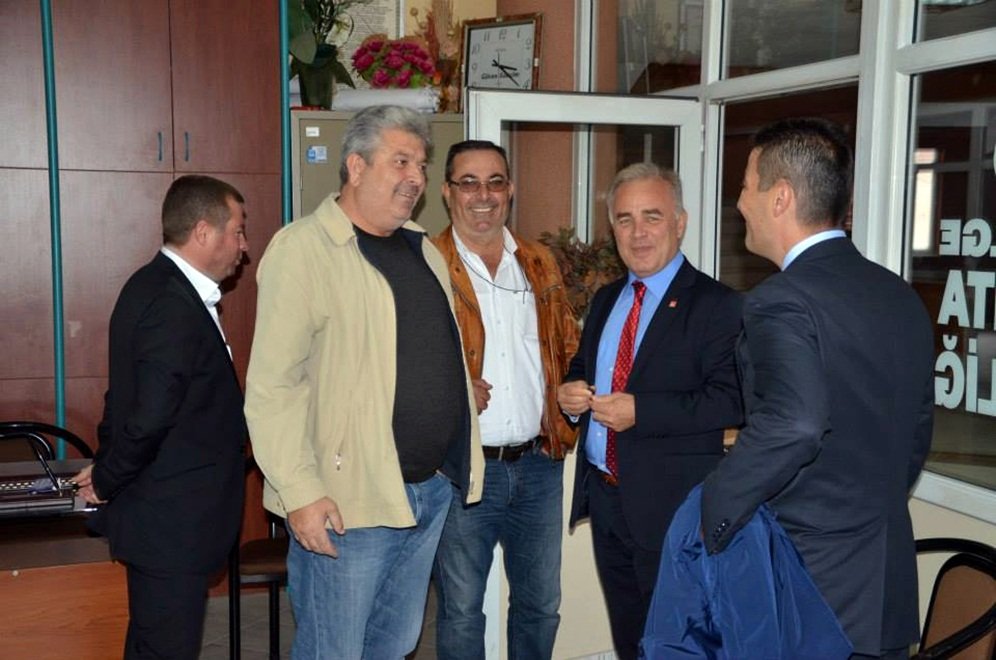 DEĞİRMENCİ EKİBİYLE BAYRAMDA SEÇMENLERLE BULUŞTU