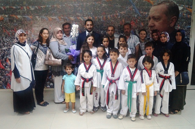 Minik Öğrencilerden Kutlu’ya Ziyaret