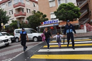 Büyükçekmeceli Öğrenciler Emin Ellerde