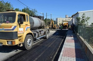 Kamiloba’da Yol Yapım ve Asfaltlama Çalışmaları Sürüyor