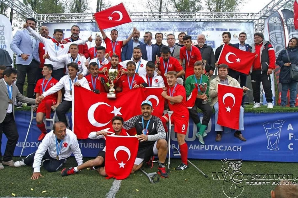 Başarılarını Kerimoğlu’na Armağan Edecekler