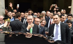 Demircan Kasımpaşa Esnafını Ziyaret Etti