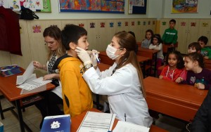 Okul Çağı Çocukların Diş Sağlığı Nasıl Korunmalıdır?