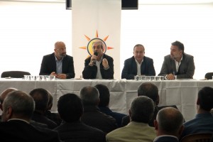 Bakan Eker, Kanaat Önderleri ile Buluştu