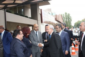 Chp Genel Başkanı Azınlık Liderleriyle