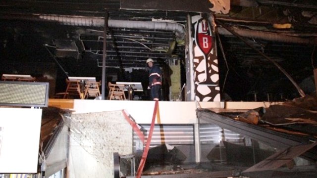 Beylikdüzü’nde Bir Restoran Kundaklandı