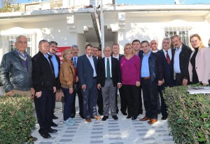 Başkan Akgün, Aşure Gününde Muhtarlarla Bir Araya Geldi