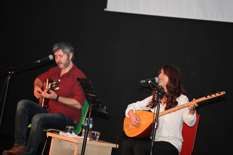 Öğrenciler Neşet Ertaş’ı Andılar