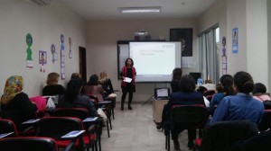 Avcılar’da Kadın Sağlığı Seminerleri Devam Ediyor