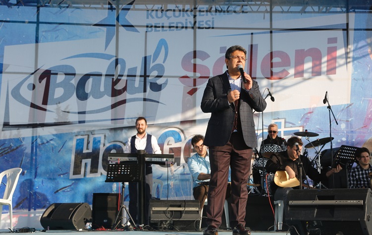 Binlerce Küçükçekmeceli Balık Şöleninde Coştu