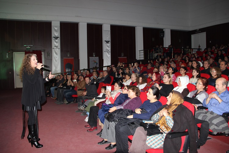Suzan Kardeş Beylikdüzü’nde Balkan Havası Estirdi