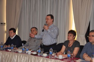 Işıklar: ”Hizmet Anlayışımız; Sosyal Belediyecilik”