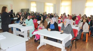 Çocuk Kulüplerinde Anne-Baba Eğitimi de Verilecek