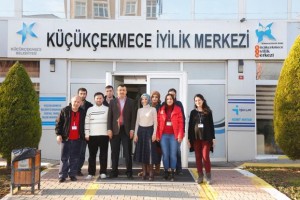 ‘’Kim’’ Hayırda Yarışıyor