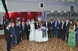 Küpelilerin Muhteşem Düğünü