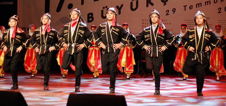 Altınköprü Halk Dansları Yarışması Nefesleri Kesiyor!