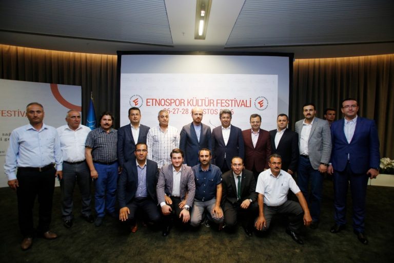 BİLAL ERDOĞAN’DAN TEŞEKKÜR YEMEĞİ