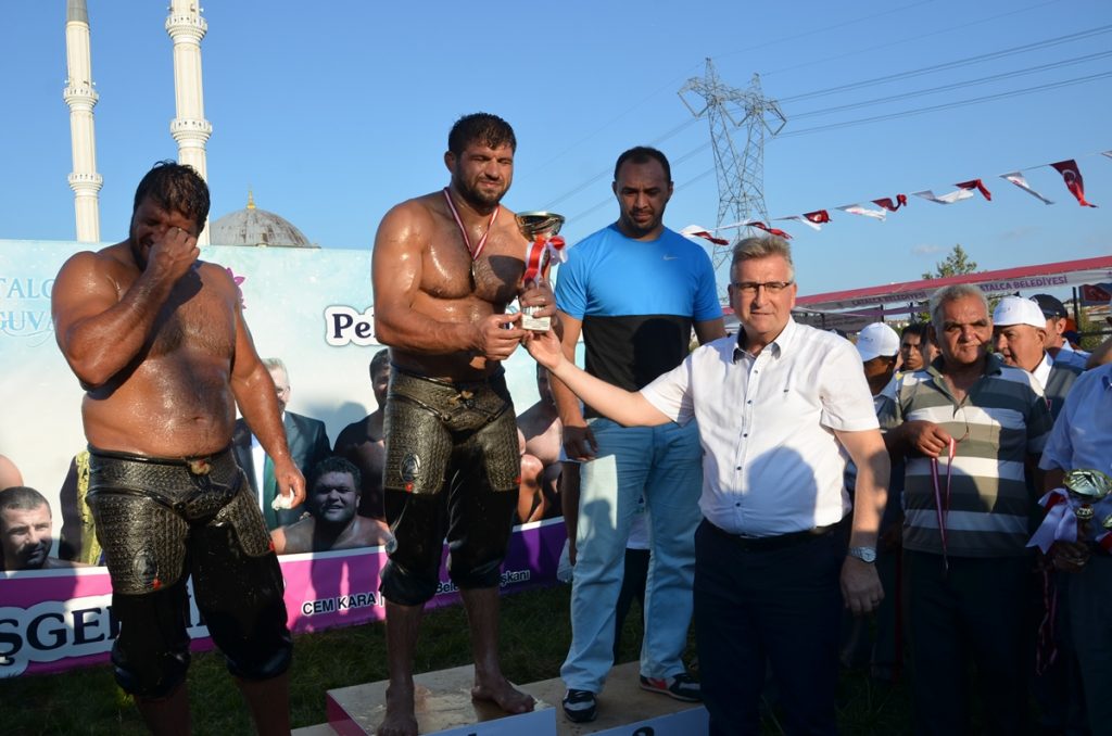 Çatalca Başpehlivanı Şaban Yılmaz Oldu