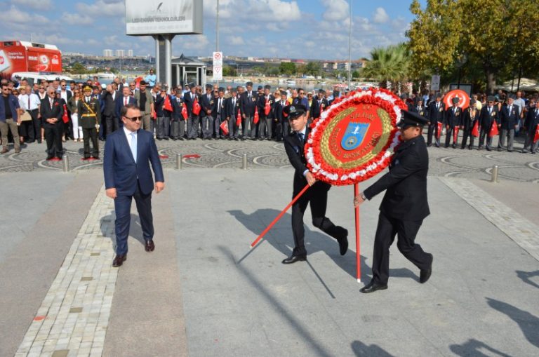 SİLİVRİ’DE ZAFER BAYRAMI KUTLAMASI