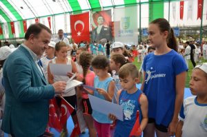 YAZ SPOR OKULLARI TÖRENLE SONA ERDİ