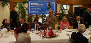 Başkan Akgün Gazileri Ağırladı