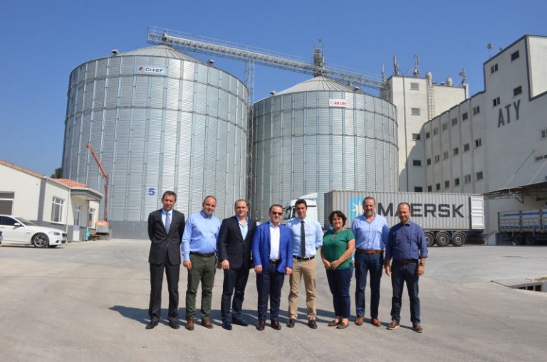 IŞIKLAR AK UN FABRİKASINI ZİYARET ETTİ