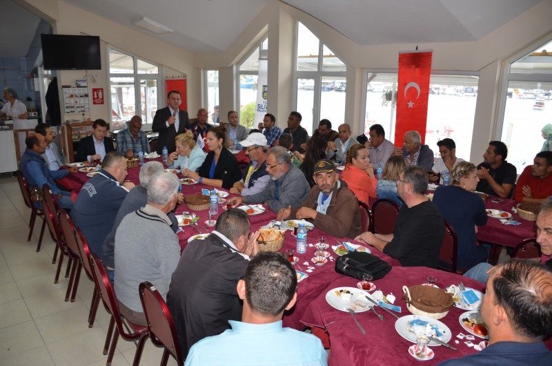 IŞIKLAR BALIKÇILARLA BİRARAYA GELDİ