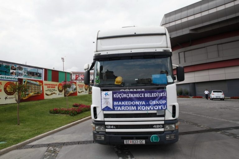 KÜÇÜKÇEKMECE’DEN MAKEDONYA’YA SEL YARDIMI