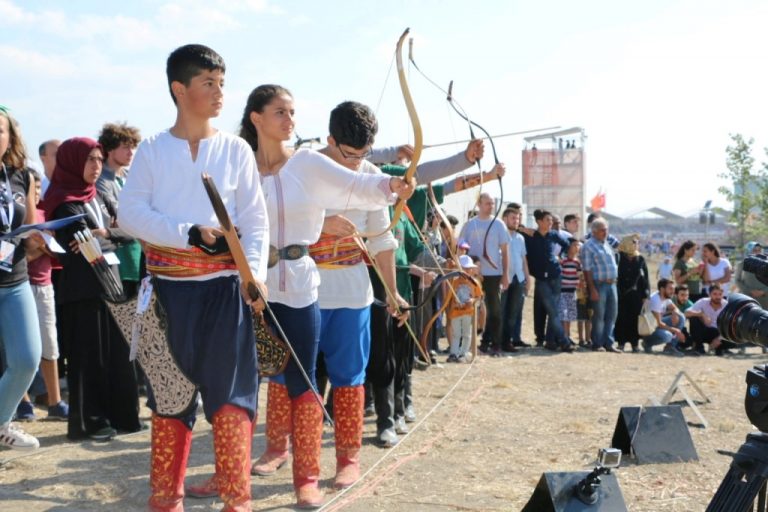 KÜÇÜKÇEKMECELİ OKÇULARDAN ETNOSPOR’DA BÜYÜK BAŞARI