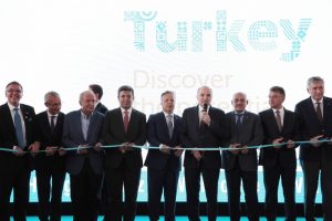 BAKAN ÖZLÜ’DEN KÜÇÜKÇEKMECE’DE TEKSTİL SEKTÖRÜNE MÜJDE