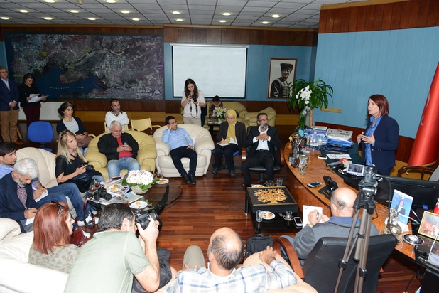 Başkan Toprak’tan Basın Açıklaması