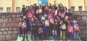 BEYLİKDÜZÜ BELEDİYESİ ELİNİ BU KEZ ARDAHAN’LI MİNİKLERE UZATTI