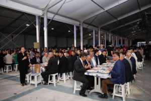 BİRLİK SOFRASI 15 TEMMUZ ŞEREF MEYDANINDA KURULDU