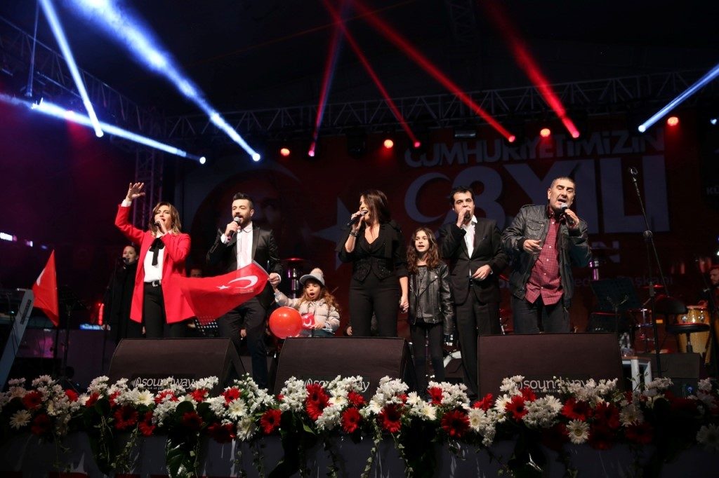 CUMHURİYET BAYRAMI’NA MUHTEŞEM KUTLAMA