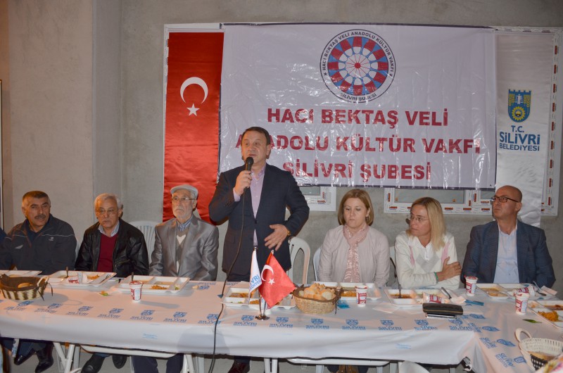 IŞIKLAR SİLİVRİ CEMEVİNDE İFTAR VERDİ