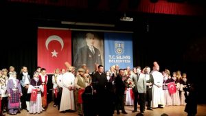 IŞIKLAR: “DERİN İZLERİ OLAN BİR MİLLETİZ”