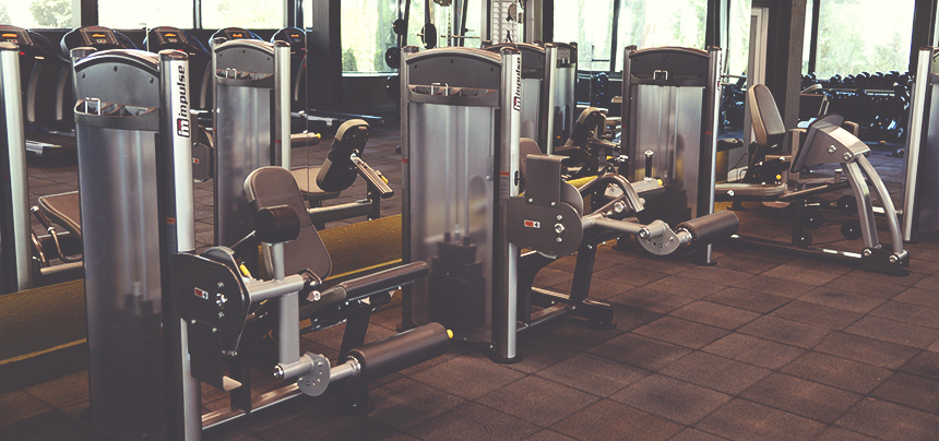 KAVAKLI KAPALI YÜZME HAVUZU VE SPOR MERKEZİ FITNESS SALONUNA KAVUŞTU