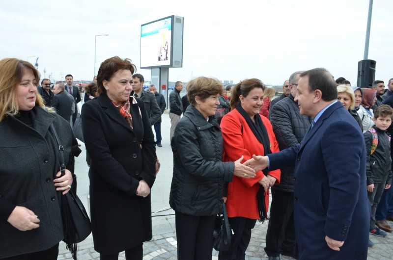 SİLİVRİ’DE ÖĞRETMENLER GÜNÜ KUTLAMASI