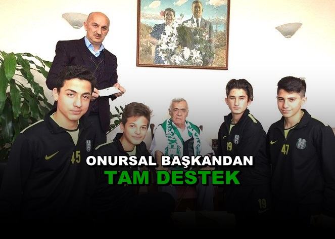 Salim Parstan K.Çekmece’ye Açık Çek