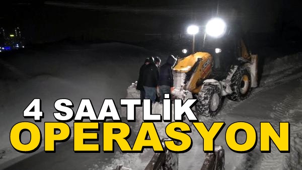 Avcılar’da Mahsur Kalan 4 Kişiye 4 Saatlik Kurtarma Operasyonu