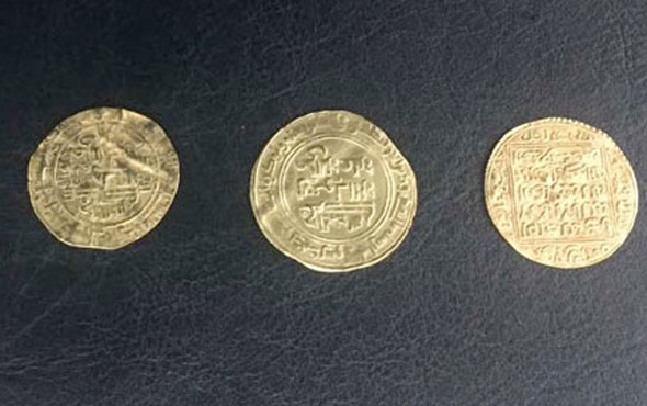 Beylikdüzü’nde 3 Milyon Dolarlık 5 Altın Sikke Ele Geçirildi