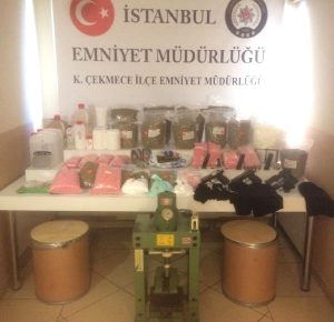 Küçükçekmece’de Rezidansa Uyuşturucu Operasyonu